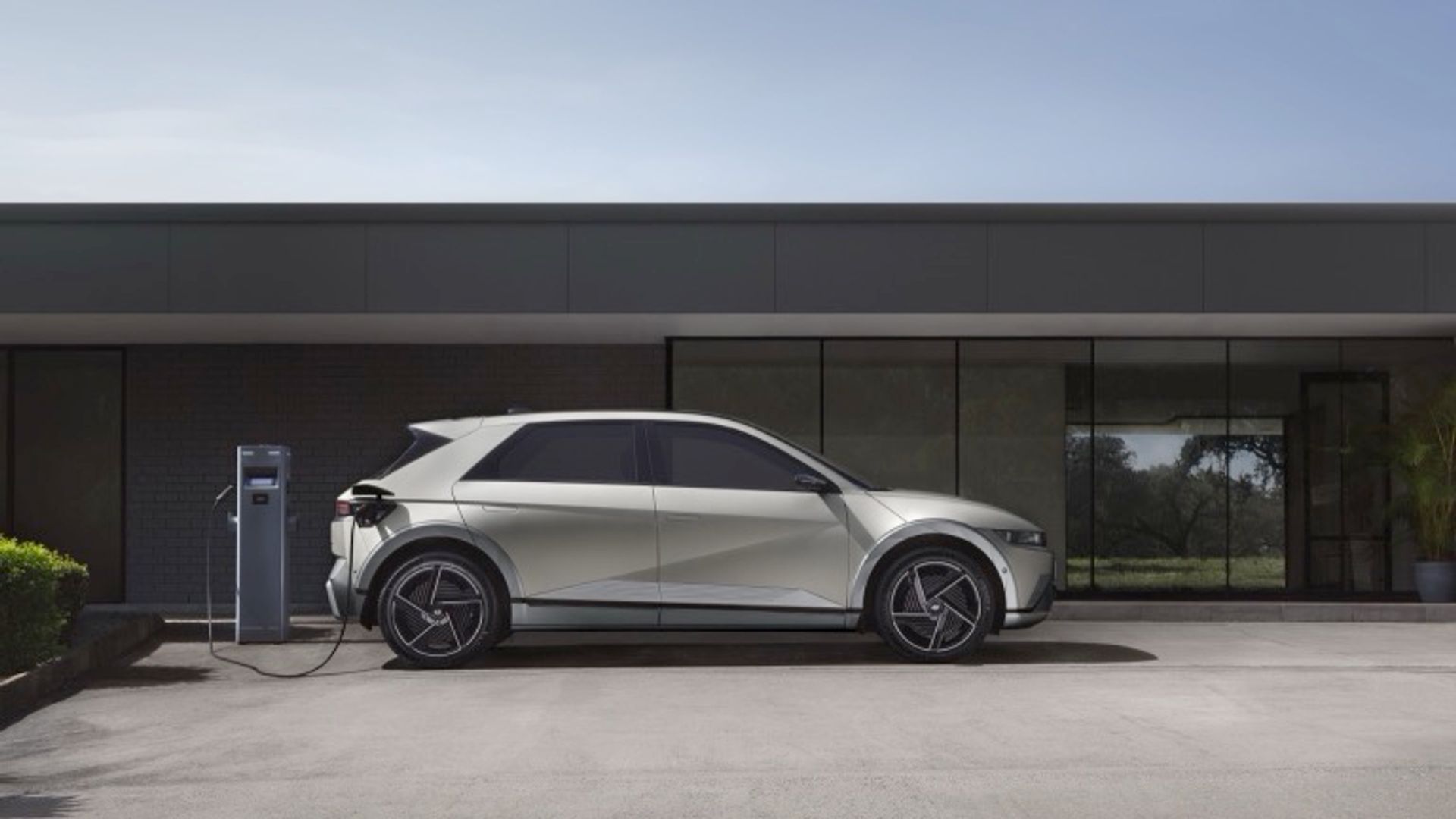 Hyundai IONIQ 5 63 kWh RWD (MY24)