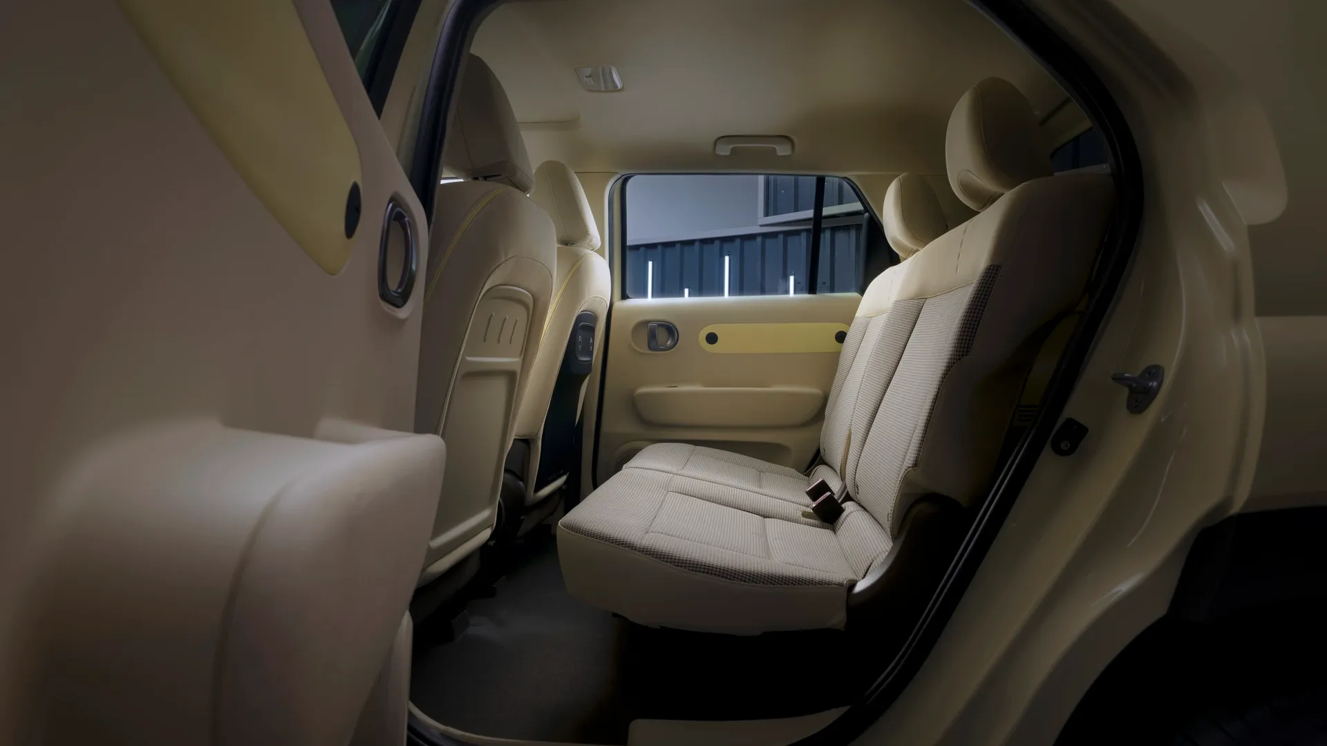 Hyundai INSTER Long Range