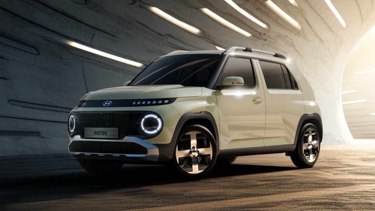 Hyundai INSTER Standard Range
