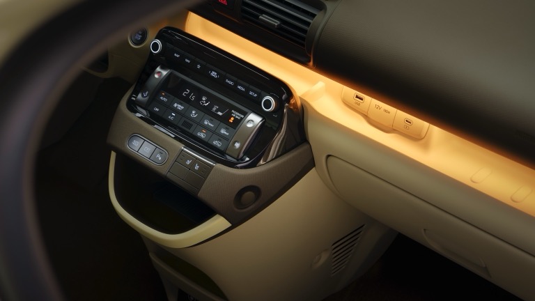 Hyundai INSTER Standard Range
