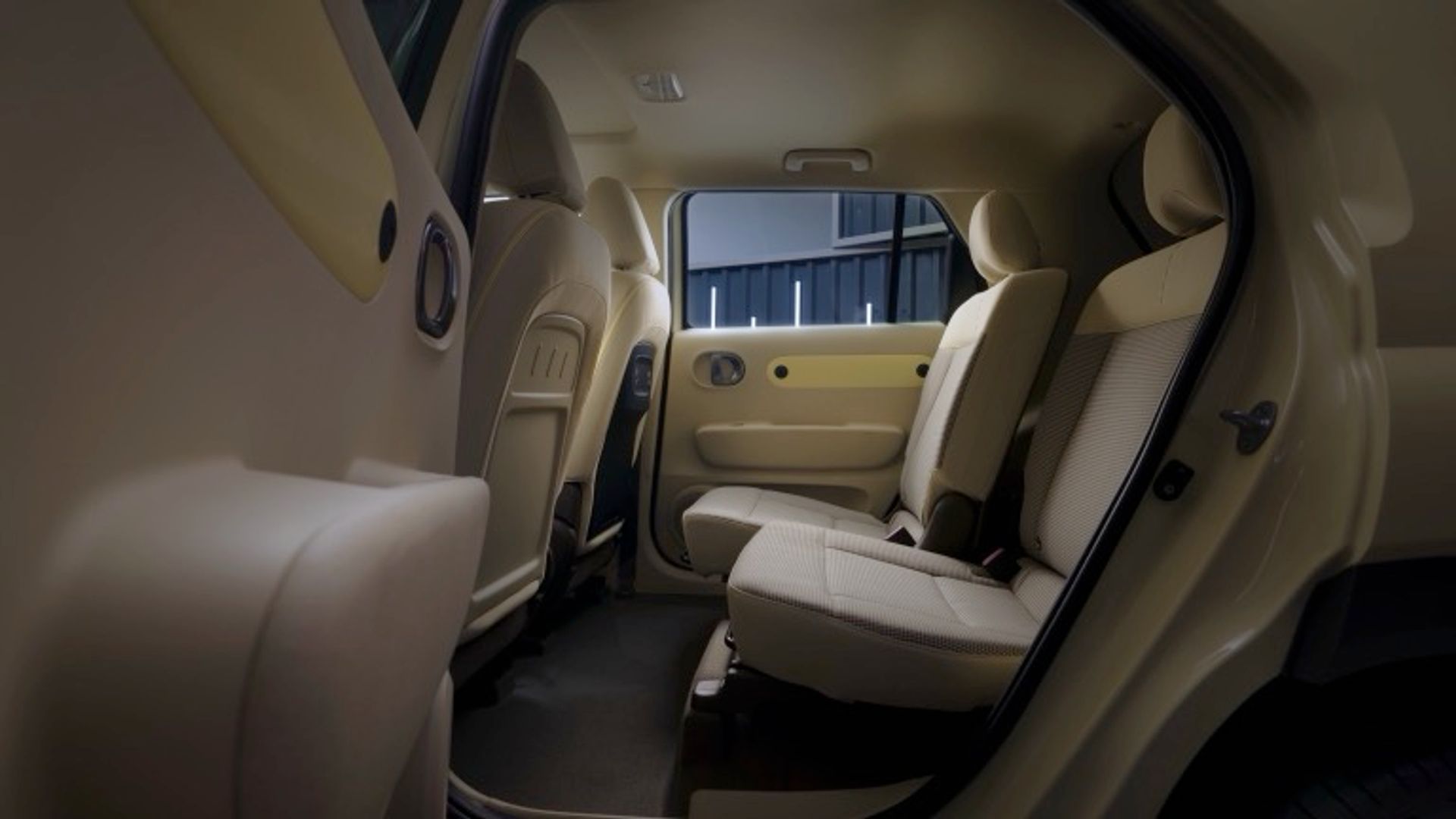 Hyundai INSTER Standard Range