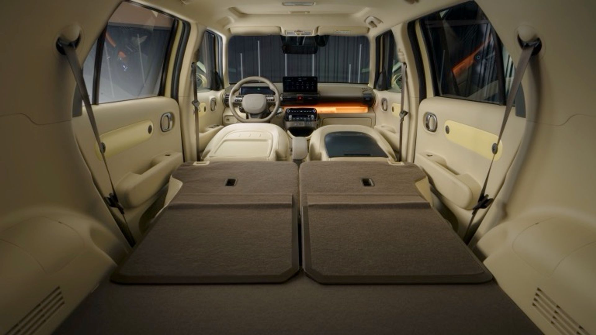 Hyundai INSTER Standard Range