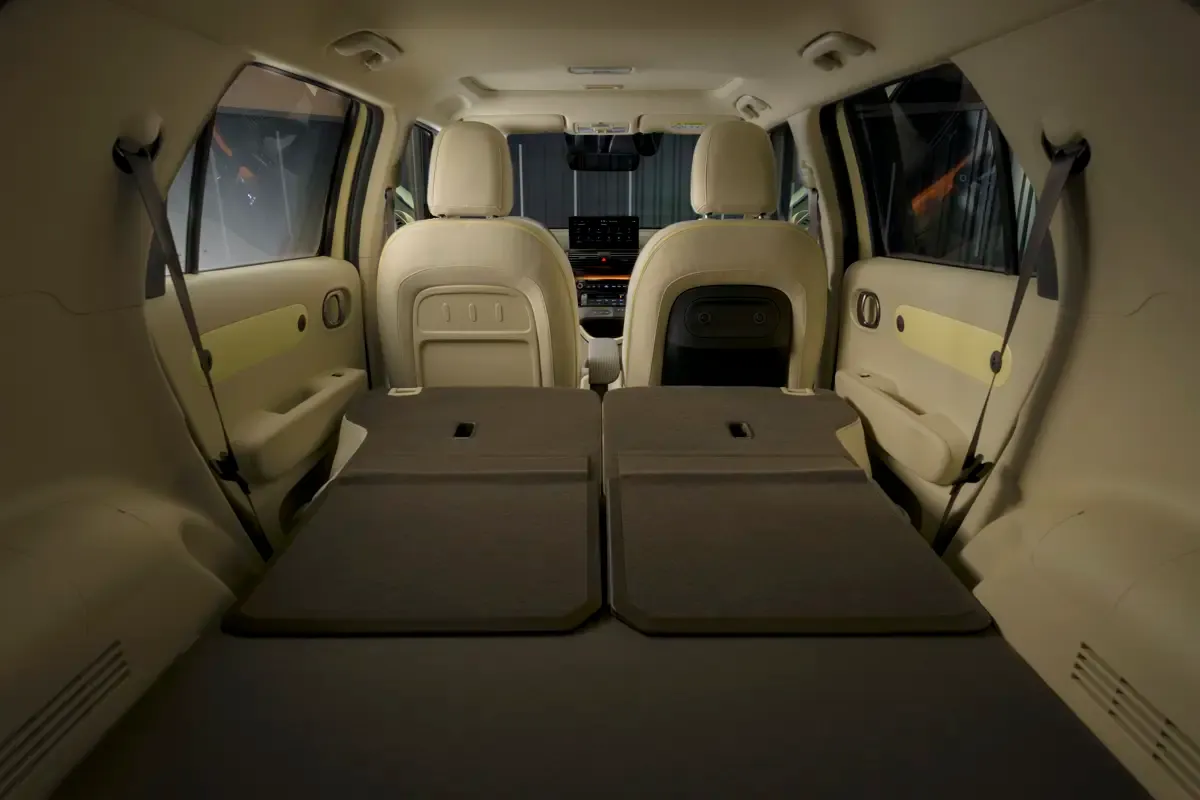 Elettronauti - Hyundai Inster Standard Range - Vano di carico - Bagagliaio