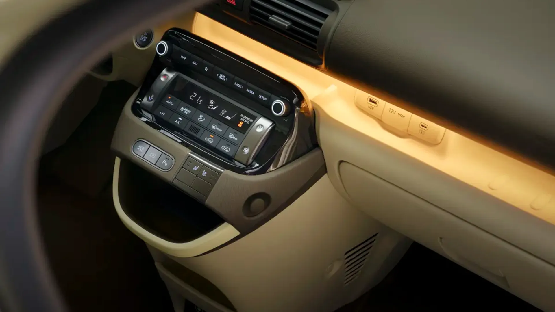 Elettronauti - Hyundai Inster Standard Range - Infotainment - Vista della plancia
