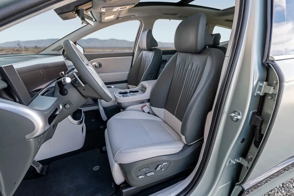 Elettronauti - Hyundai Ioniq 9 Long Range RWD - Sedili - Sedili anteriori