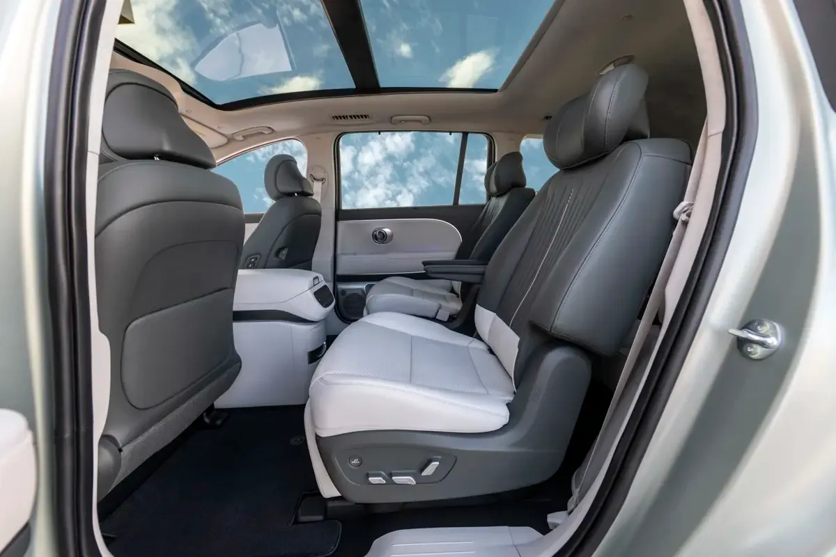 Elettronauti - Hyundai Ioniq 9 Long Range RWD - Sedili - Sedili posteriori