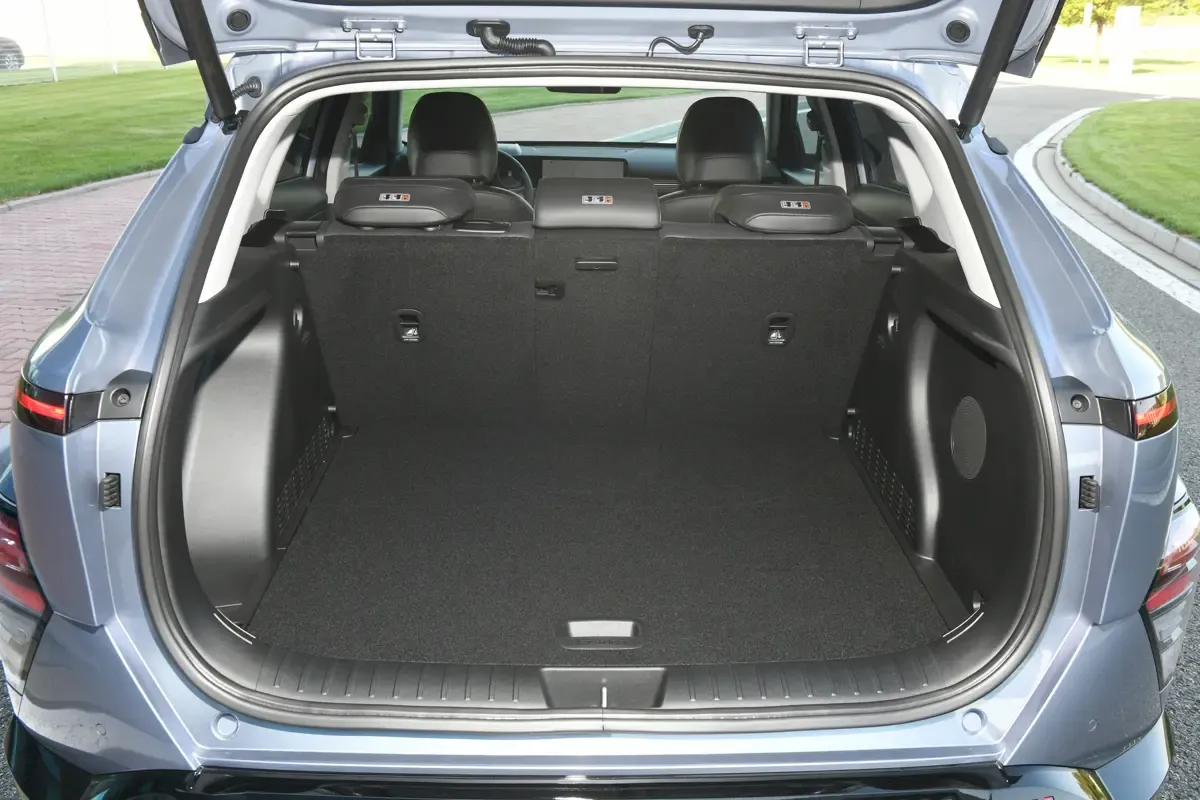 Elettronauti - Hyundai Kona Long Range - Vano di carico - Bagagliaio