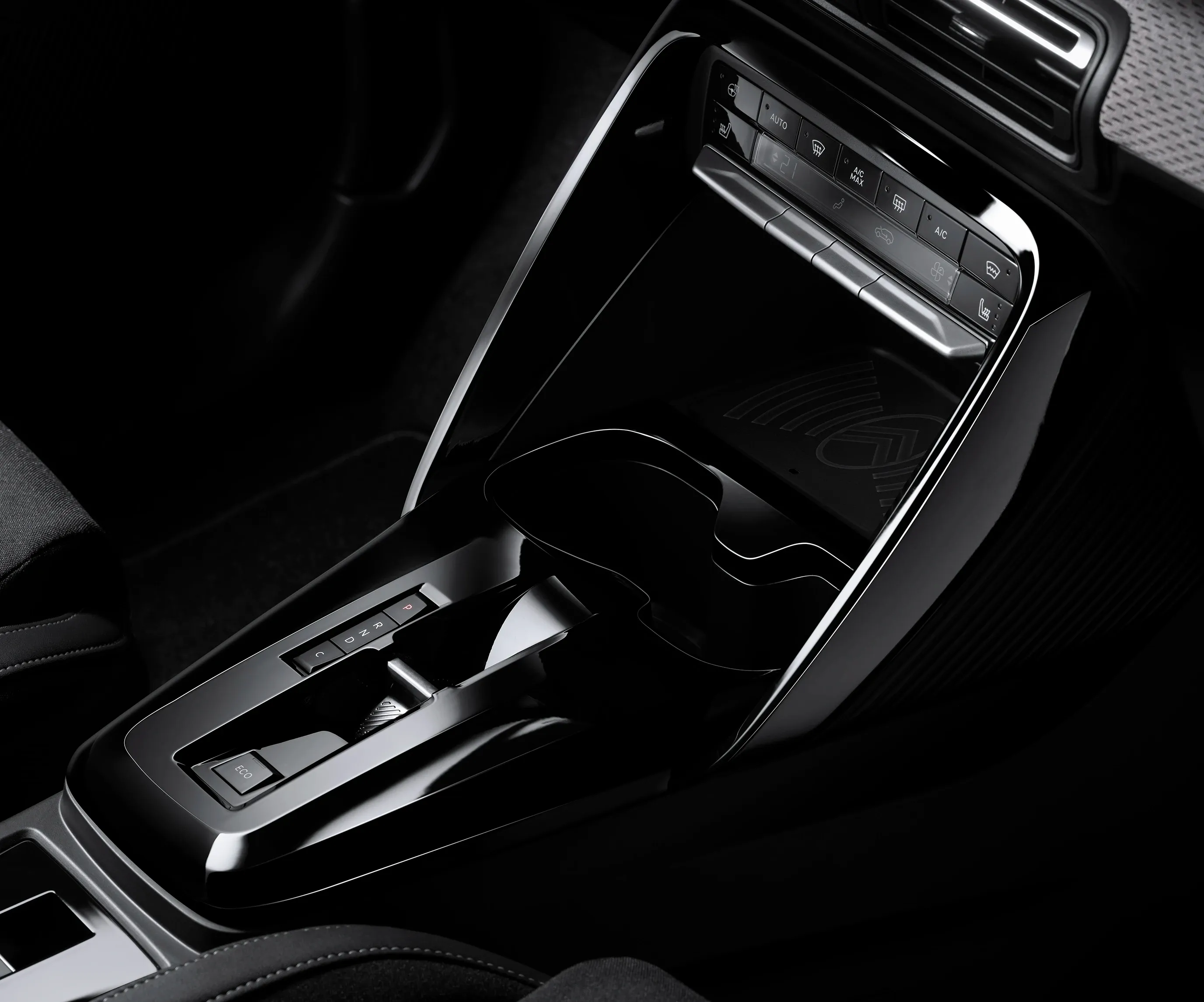 Elettronauti Citroen e-c3 tunnel centrale