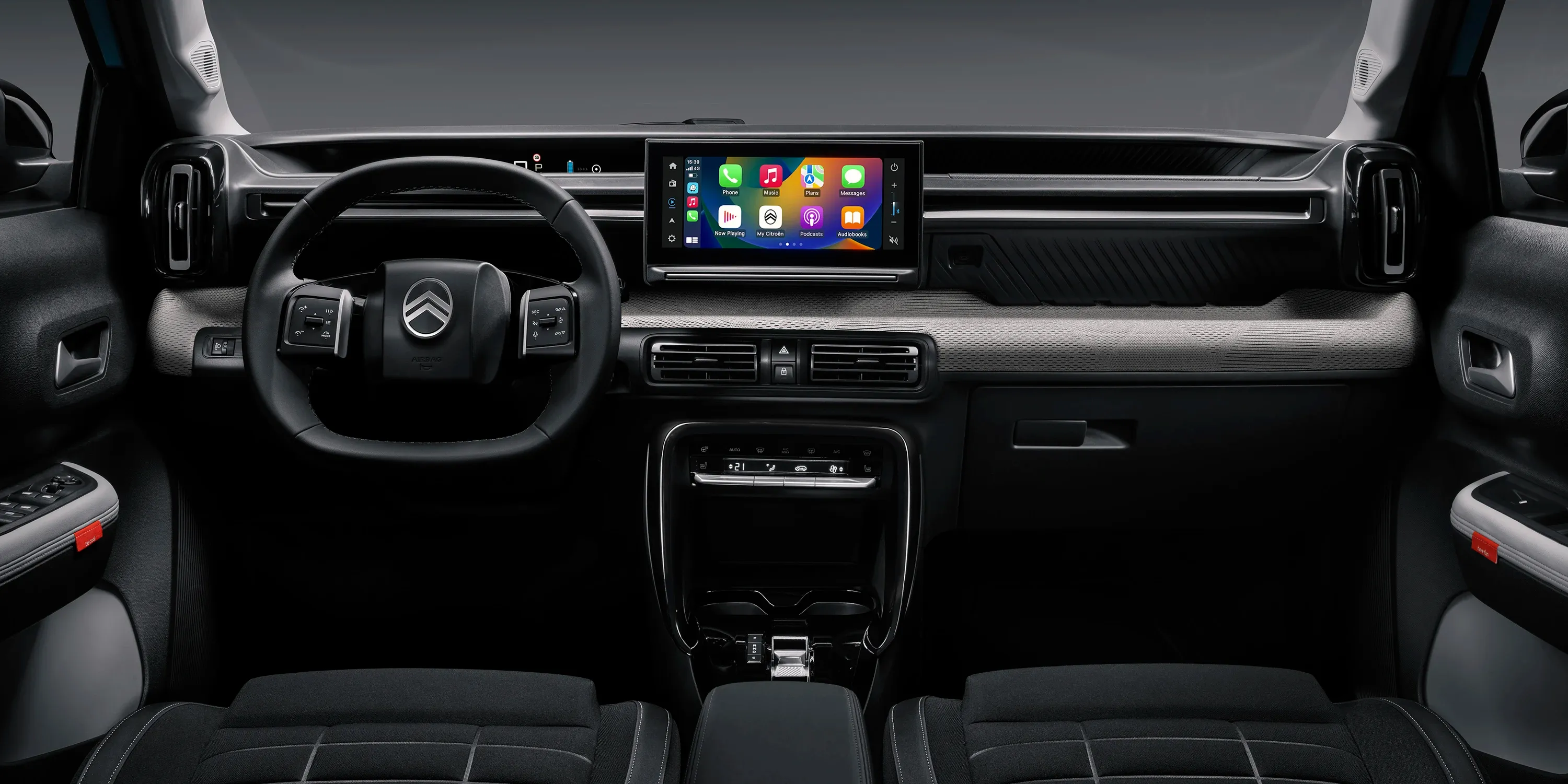 Elettronauti Citroen e-c3 interni