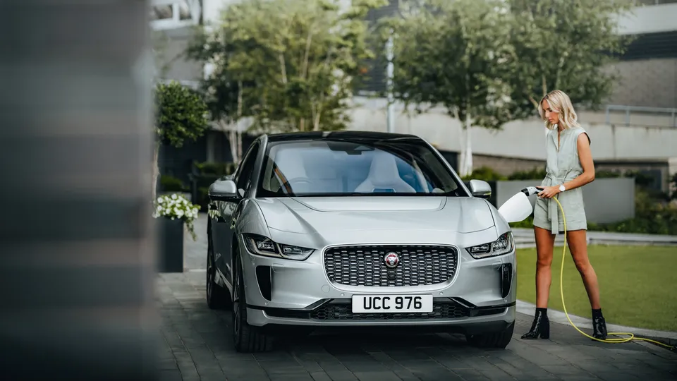 Jaguar I-Pace EV400