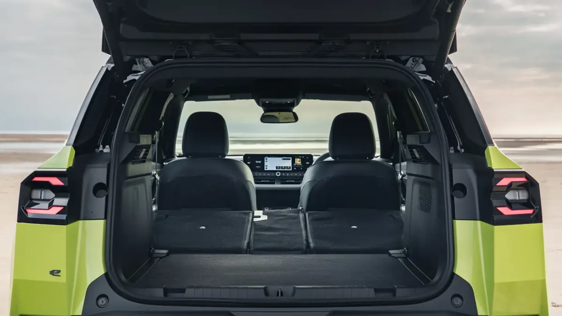 Elettronauti - Jeep Compass Electric 4xe - Vano di carico - Bagagliaio