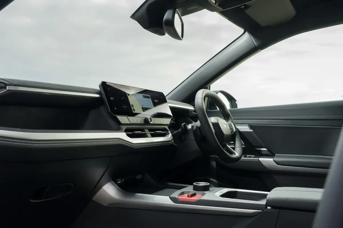 Elettronauti - Jeep Compass Electric 4xe - Plancia - Vista della plancia
