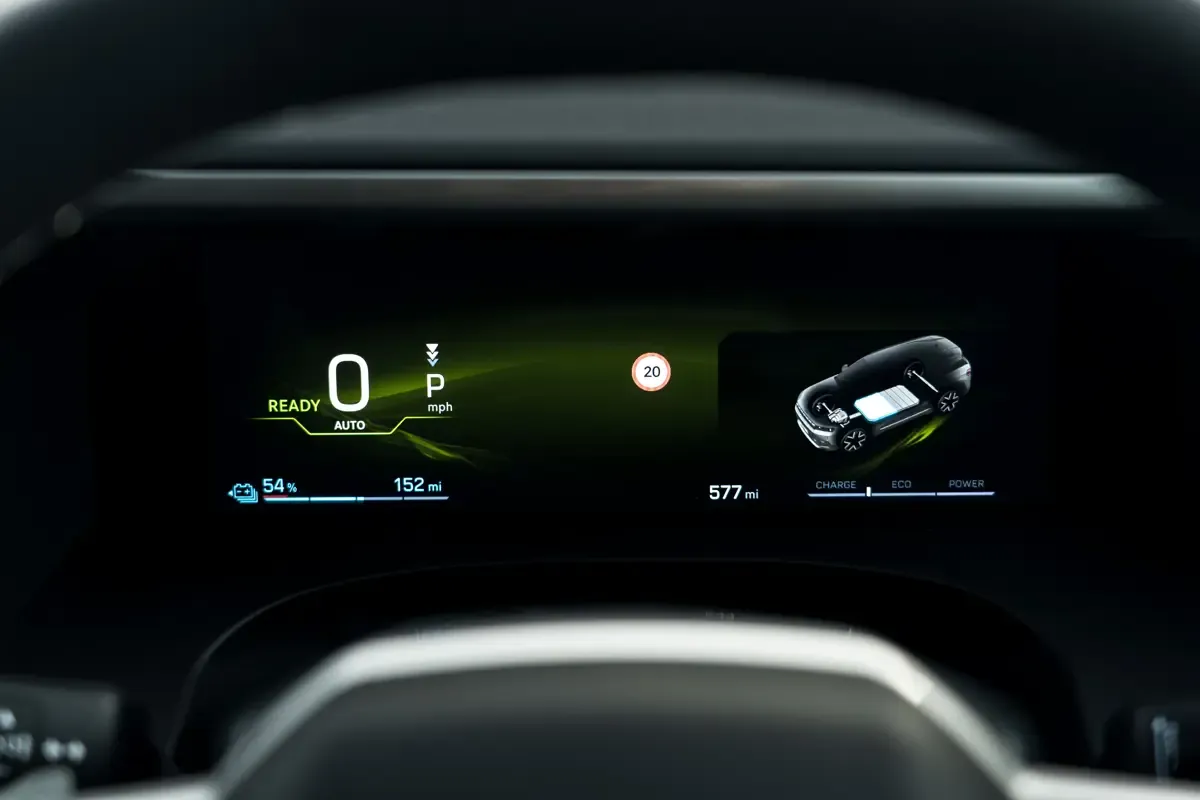 Elettronauti - Jeep Compass Electric 4xe - Infotainment - Vista della plancia