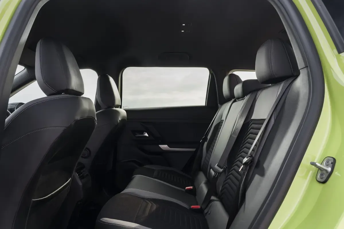 Elettronauti - Jeep Compass Electric 4xe - Sedili - Sedili posteriori