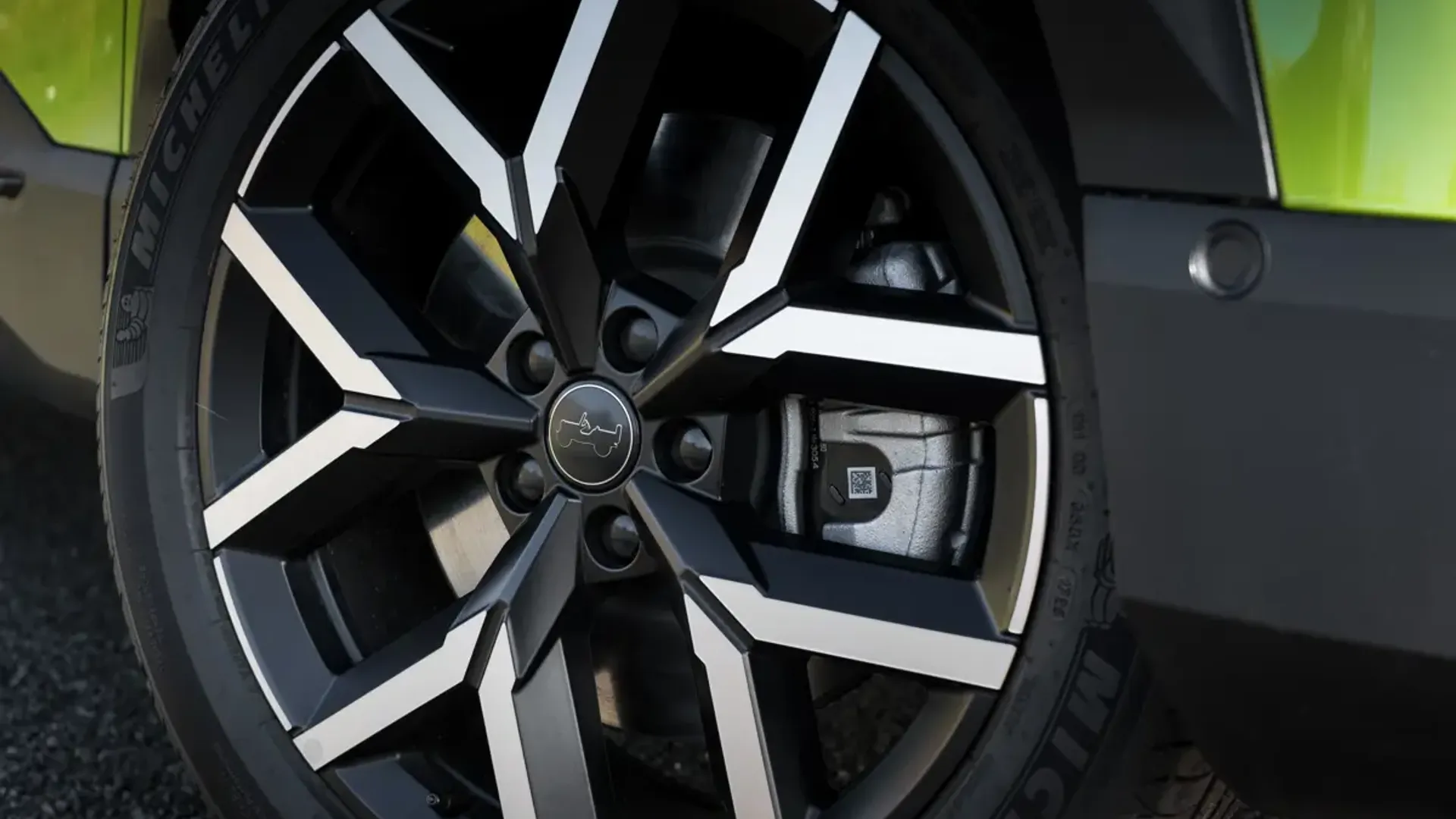 Elettronauti - Jeep Compass Electric 4xe - Cerchio