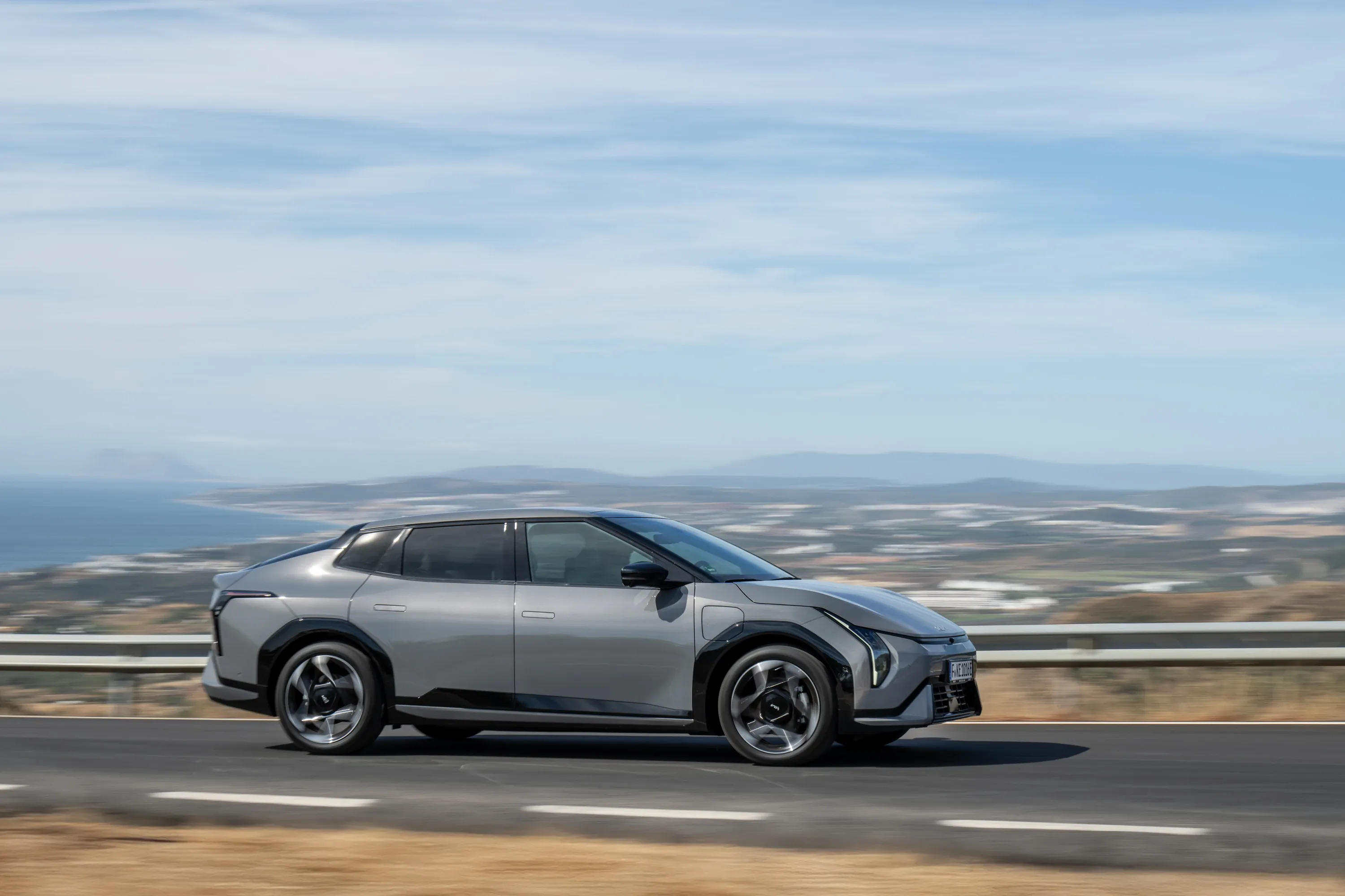 Kia EV4 Fastback Long Range