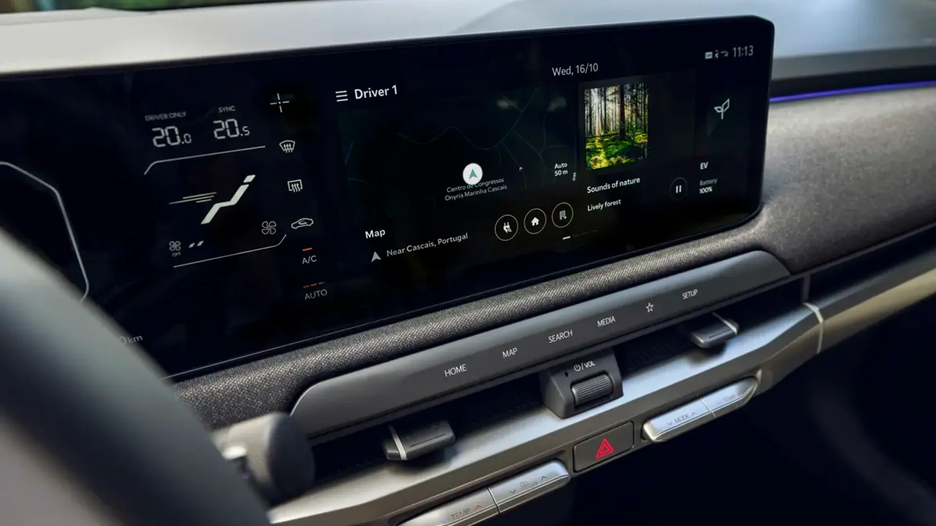 Elettronauti - Kia EV3 GT - Infotainment - Vista della plancia