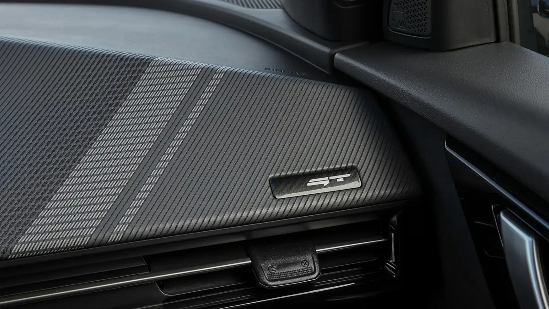 Elettronauti - Kia EV6 GT - Plancia - Vista della plancia