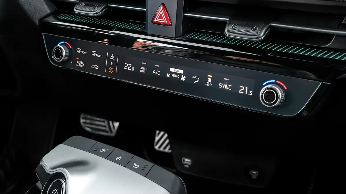 Elettronauti - Kia EV6 GT - Plancia - Vista della plancia