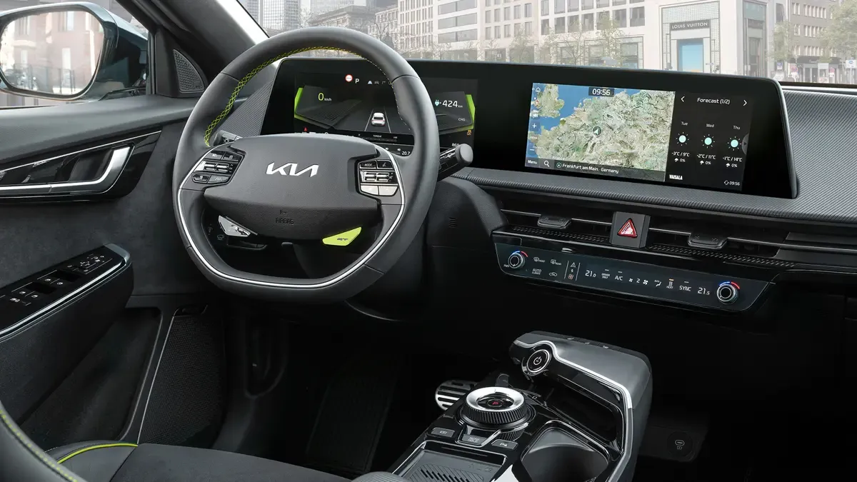 Elettronauti - Kia EV6 GT - Infotainment - Vista della plancia