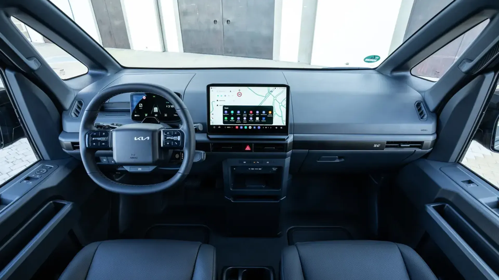 Elettronauti - Kia PV5 Cargo Long Range - Plancia - Vista della plancia