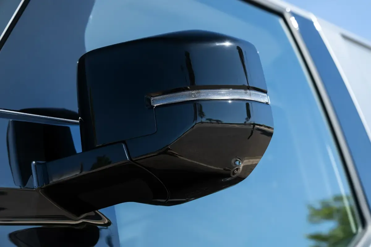 Elettronauti - Kia PV5 Cargo Long Range - Bianco - Esterno - Vista anteriore a tre quarti