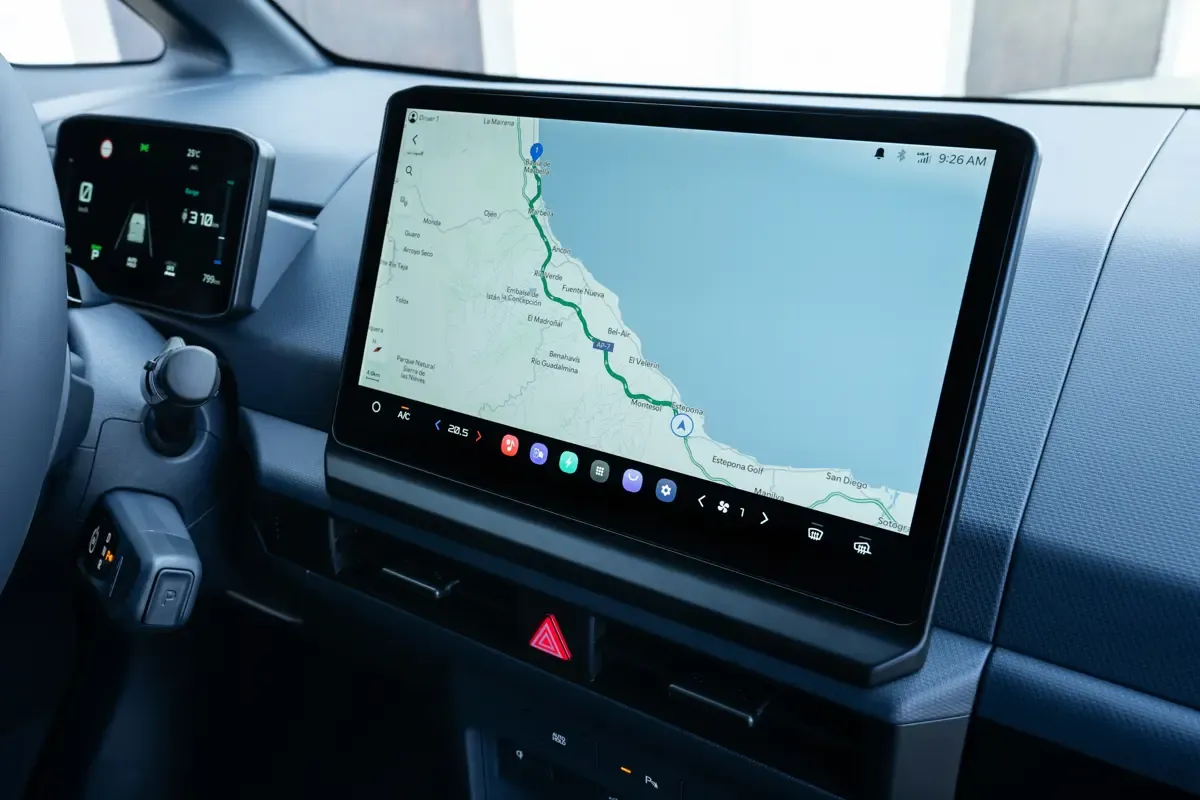Elettronauti - Kia PV5 Cargo Long Range - Infotainment - Vista della plancia