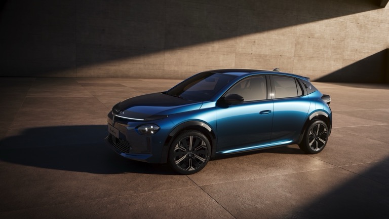 Lancia Ypsilon 54 kWh (MY25)