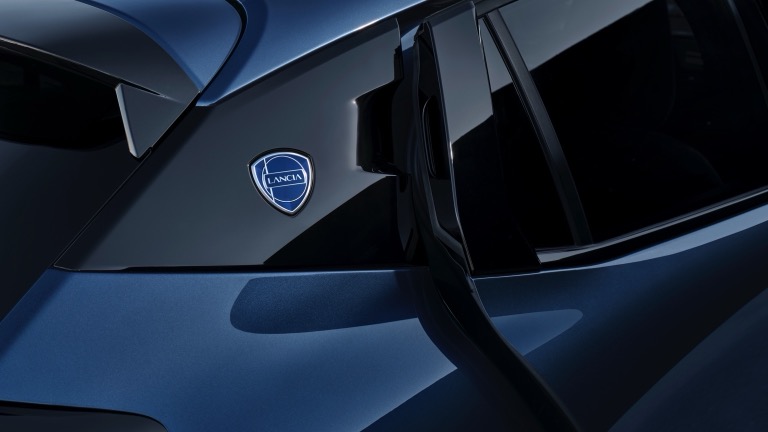 Lancia Ypsilon 54 kWh (MY25)
