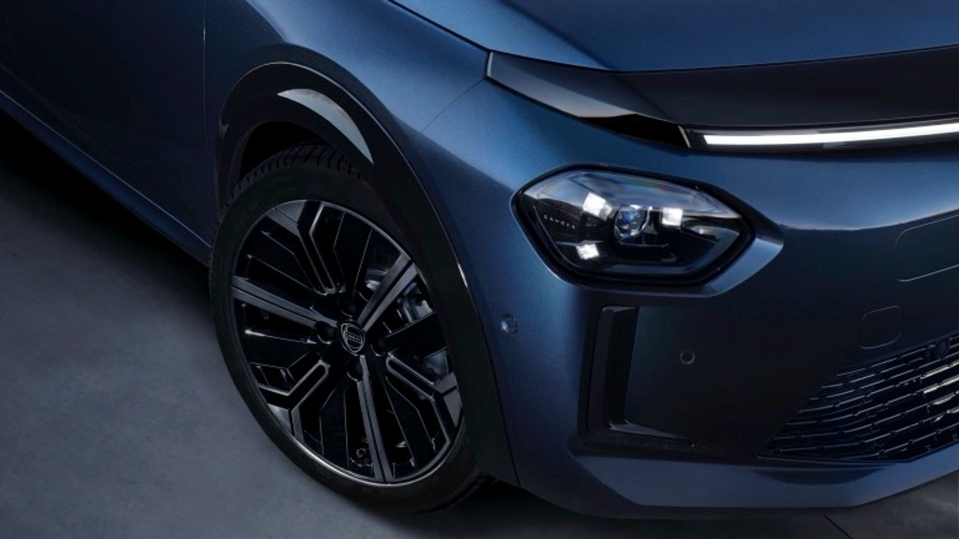 Lancia Ypsilon 54 kWh (MY25)