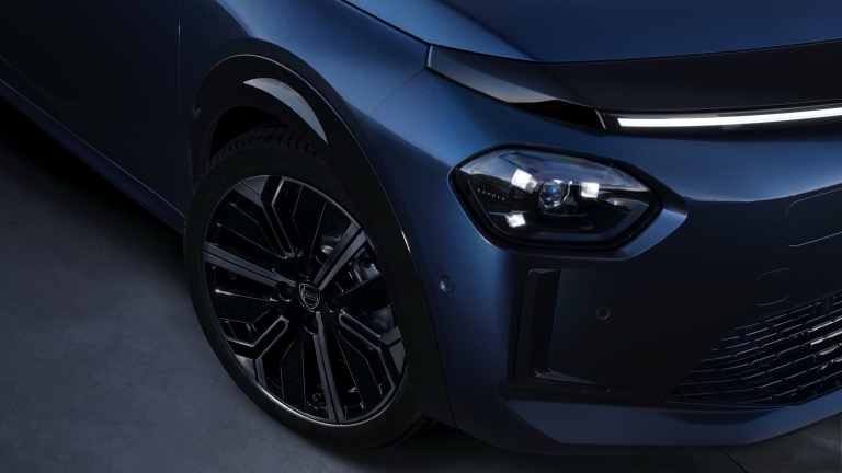 Lancia Ypsilon 54 kWh (MY25)