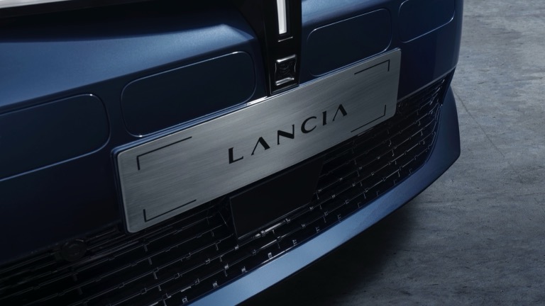 Lancia Ypsilon 54 kWh (MY25)