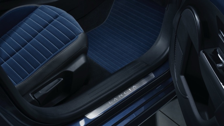 Lancia Ypsilon 54 kWh (MY25)