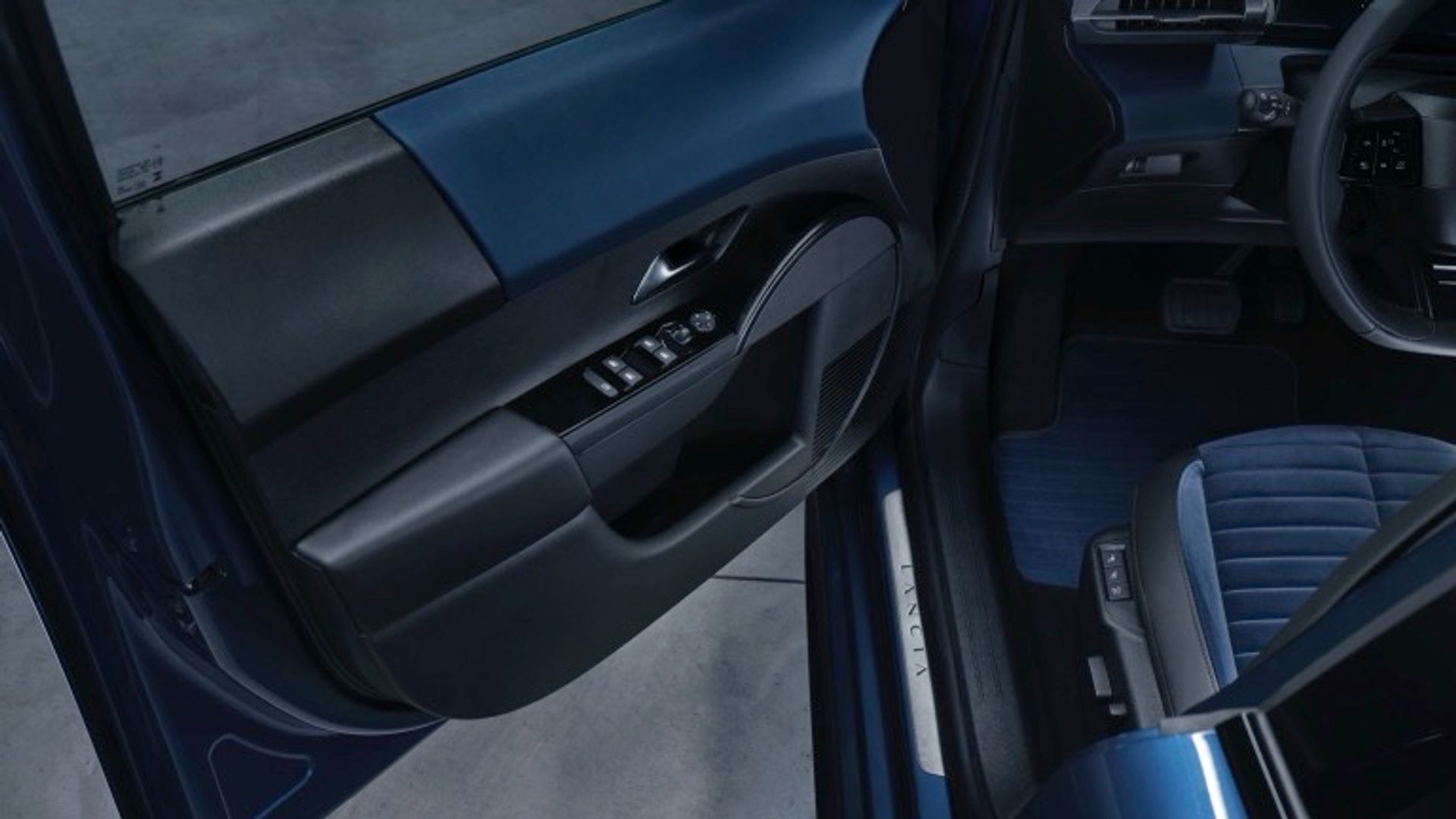 Lancia Ypsilon 54 kWh (MY25)