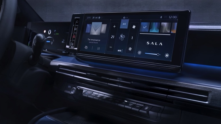 Lancia Ypsilon 54 kWh (MY25)