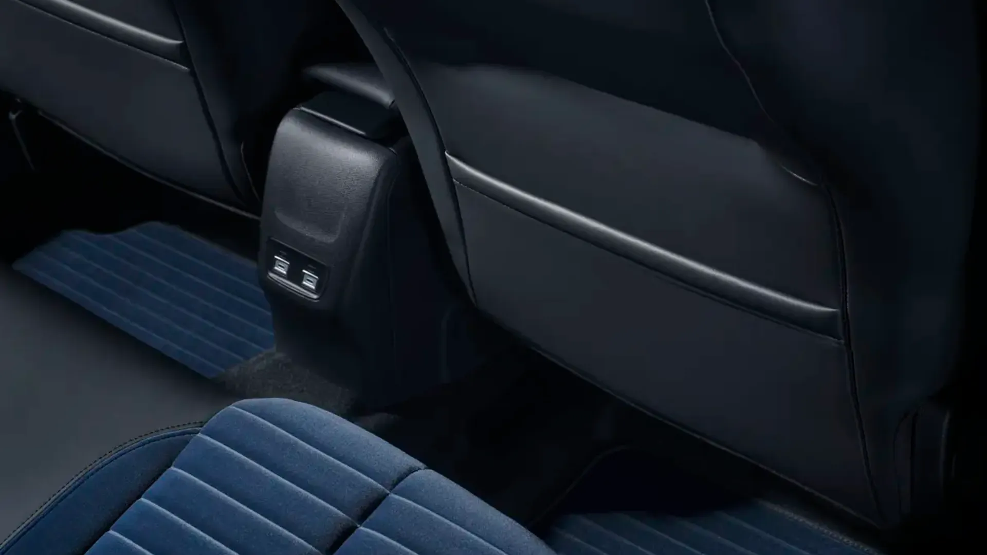 Elettronauti - Lancia Ypsilon - Plancia - Vista della plancia