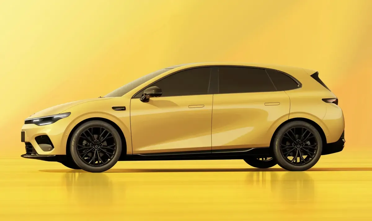 Elettronauti - Leapmotor B05 56.2 kWh - Bianco - Esterno - Vista anteriore a tre quarti