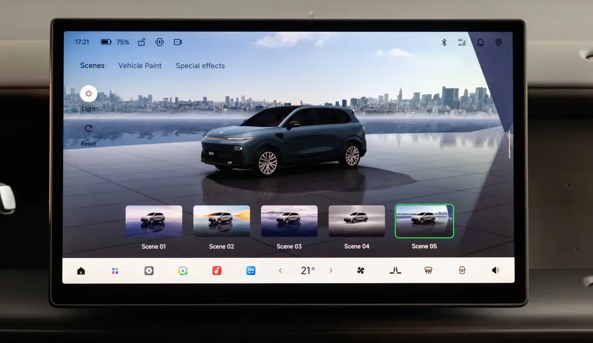 Elettronauti - Leapmotor B10 Standard Range - Infotainment - Vista della plancia