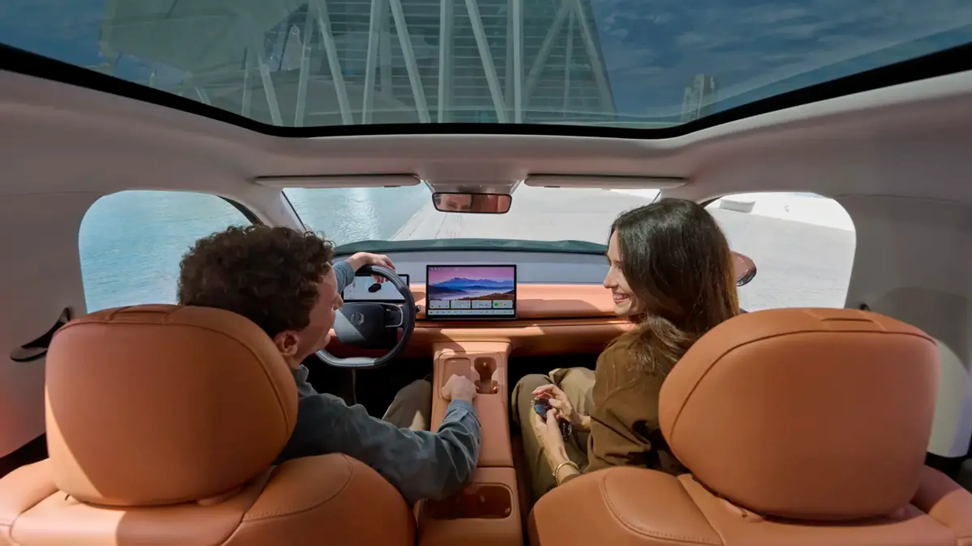 Elettronauti - Leapmotor C10 69kWh RWD - Marrone - Plancia - Vista della plancia