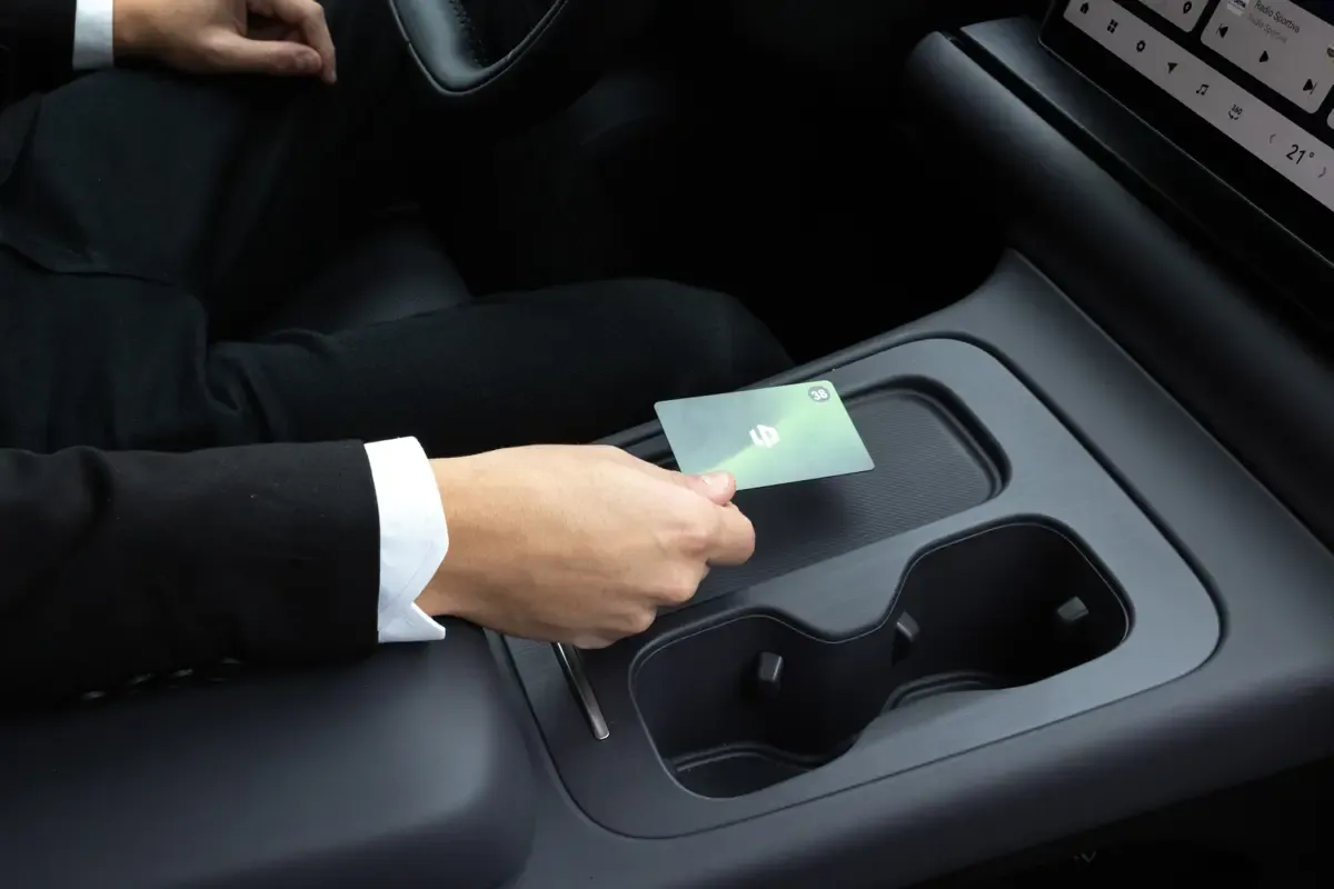 Elettronauti - Leapmotor C10 69kWh RWD - Grigio - Esterno - Vista anteriore a tre quarti