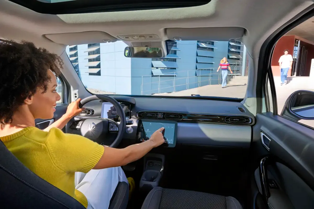 Elettronauti - Leapmotor T03 37.3 kWh - Plancia - Vista della plancia