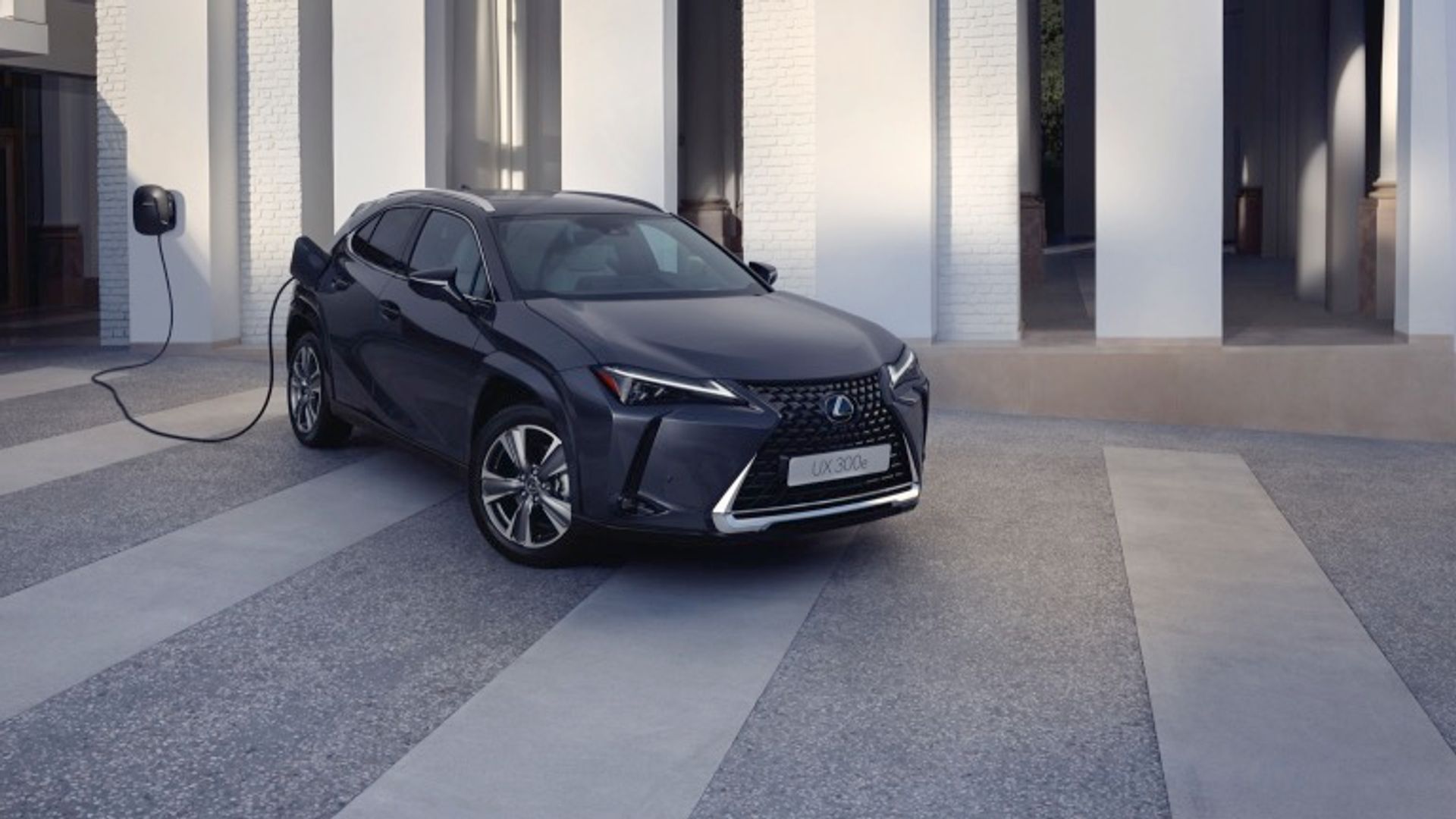 Lexus UX 300e