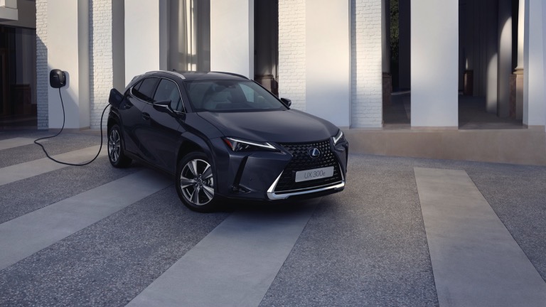 Lexus UX 300e