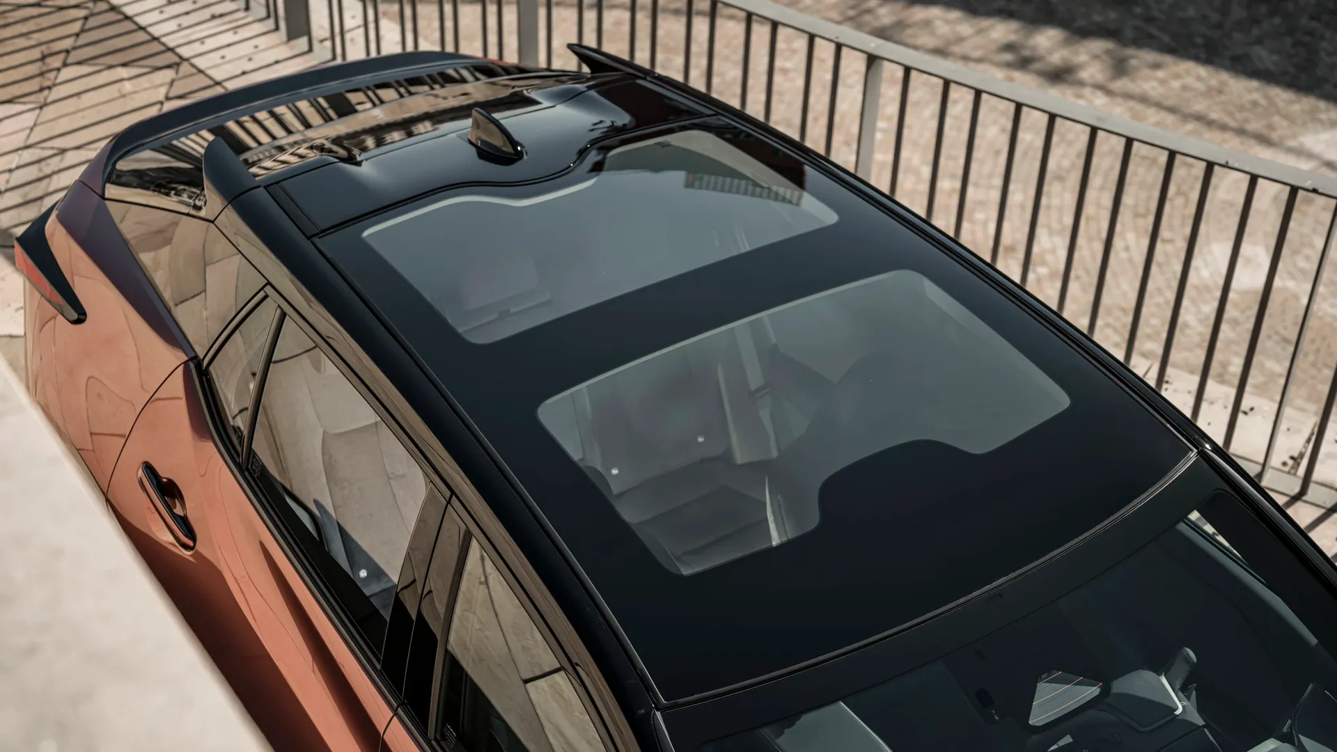 Lexus RZ 300e