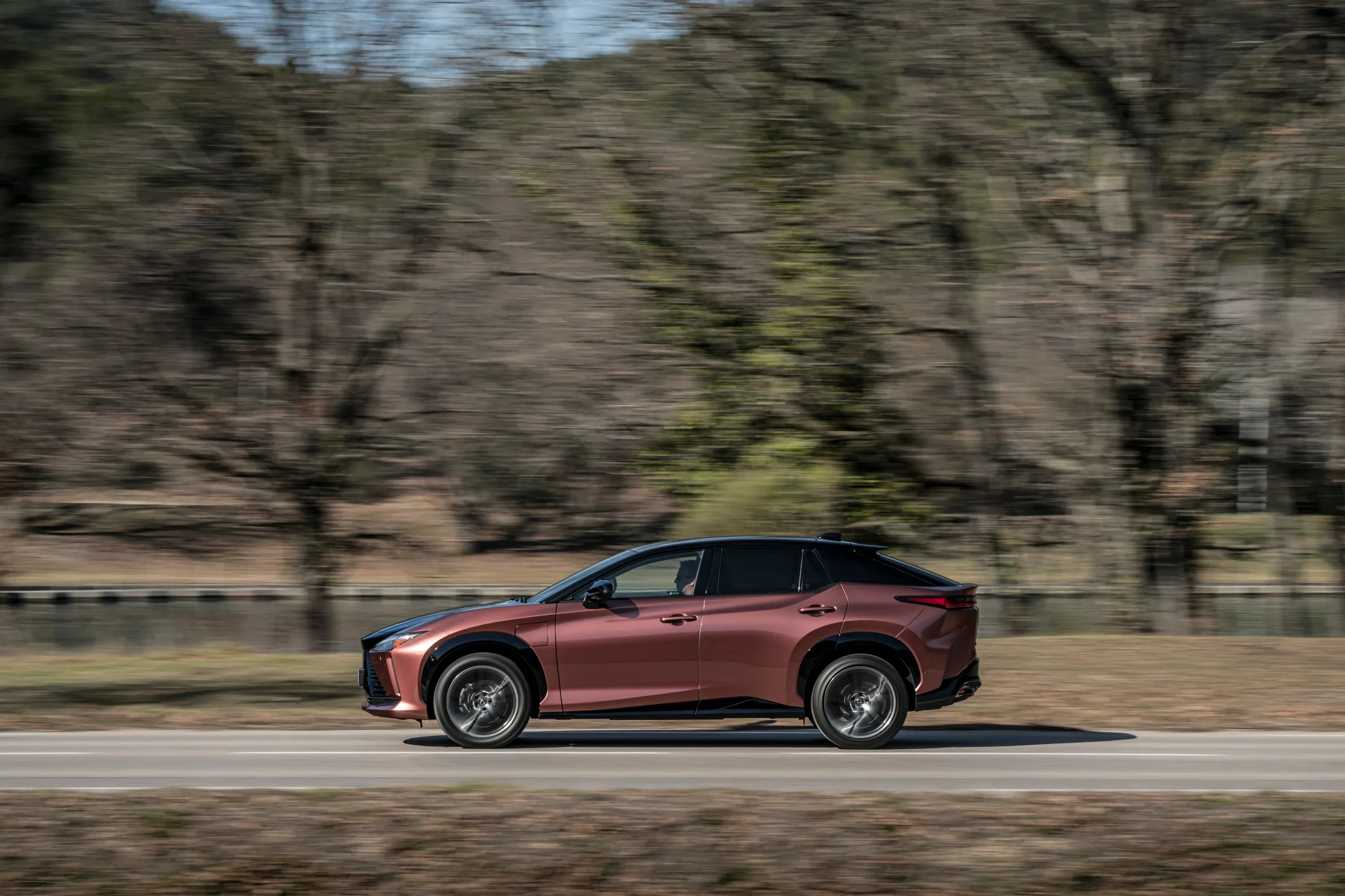 Lexus RZ 300e