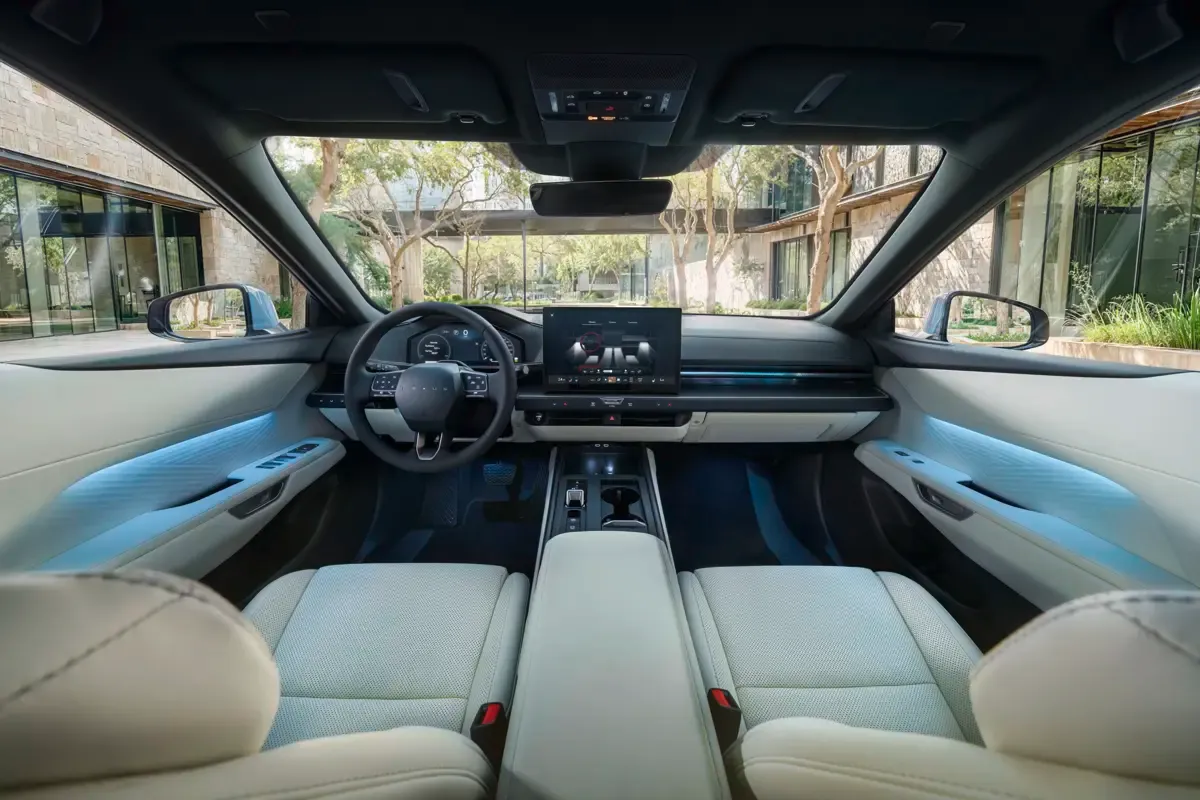 Elettronauti - Lexus ES 350e - Marrone - Plancia - Vista della plancia