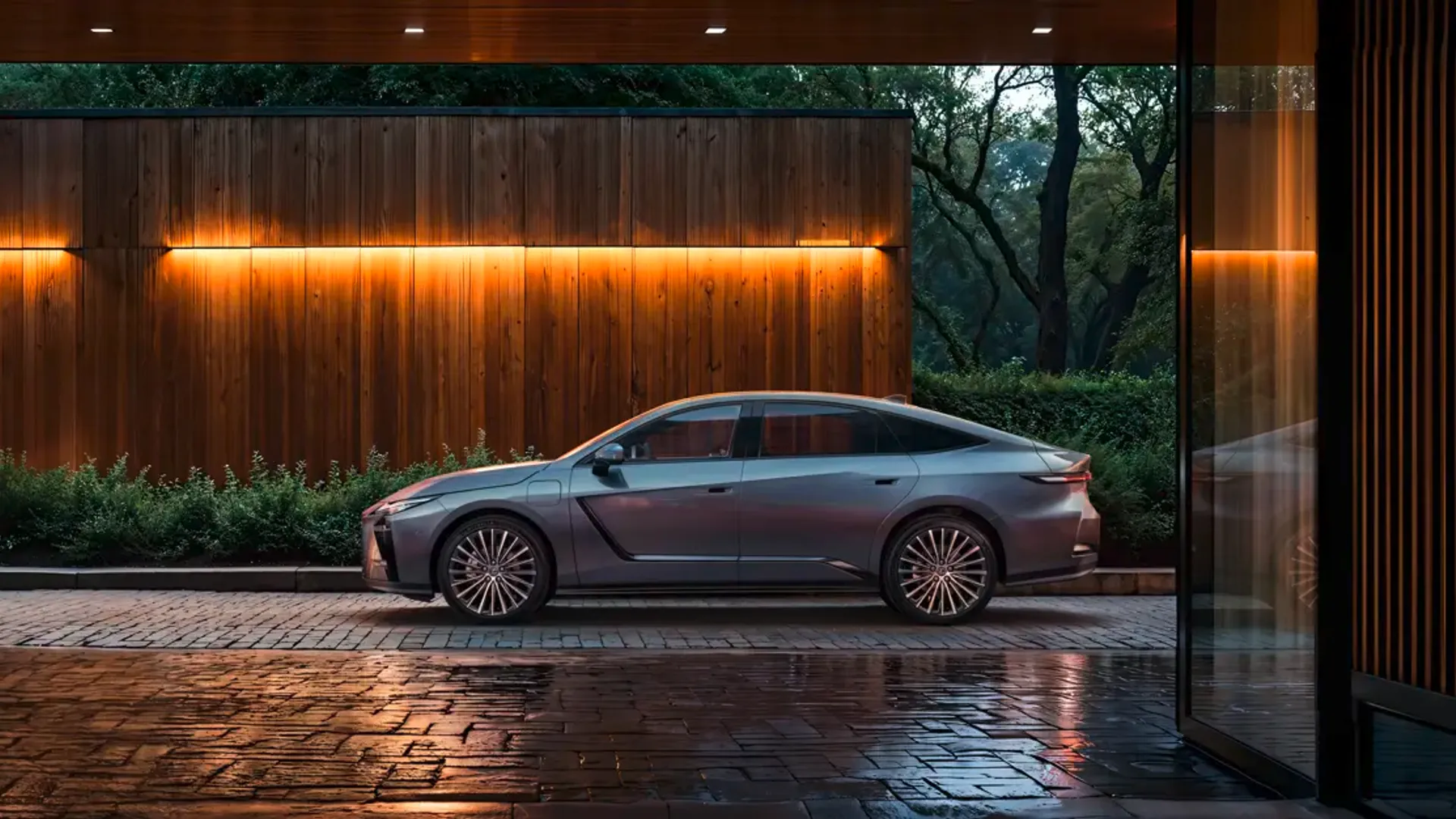 Elettronauti - Lexus ES 350e - Champagne - Esterno - Vista anteriore a tre quarti