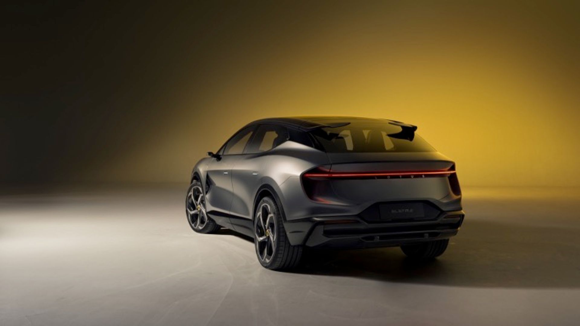 Lotus Eletre 600
