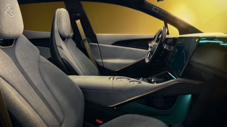 Lotus Eletre 600