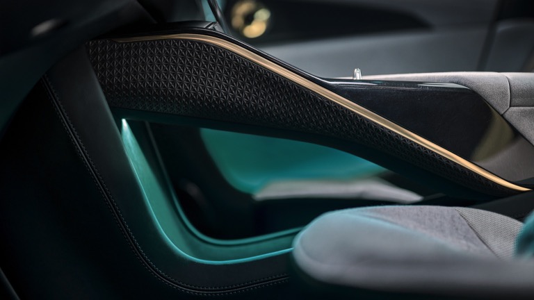 Lotus Eletre 600
